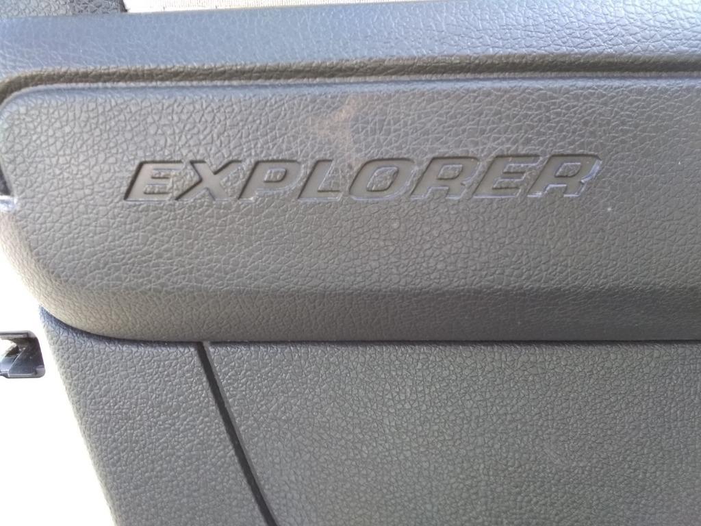2008 Ford Explorer XLT photo