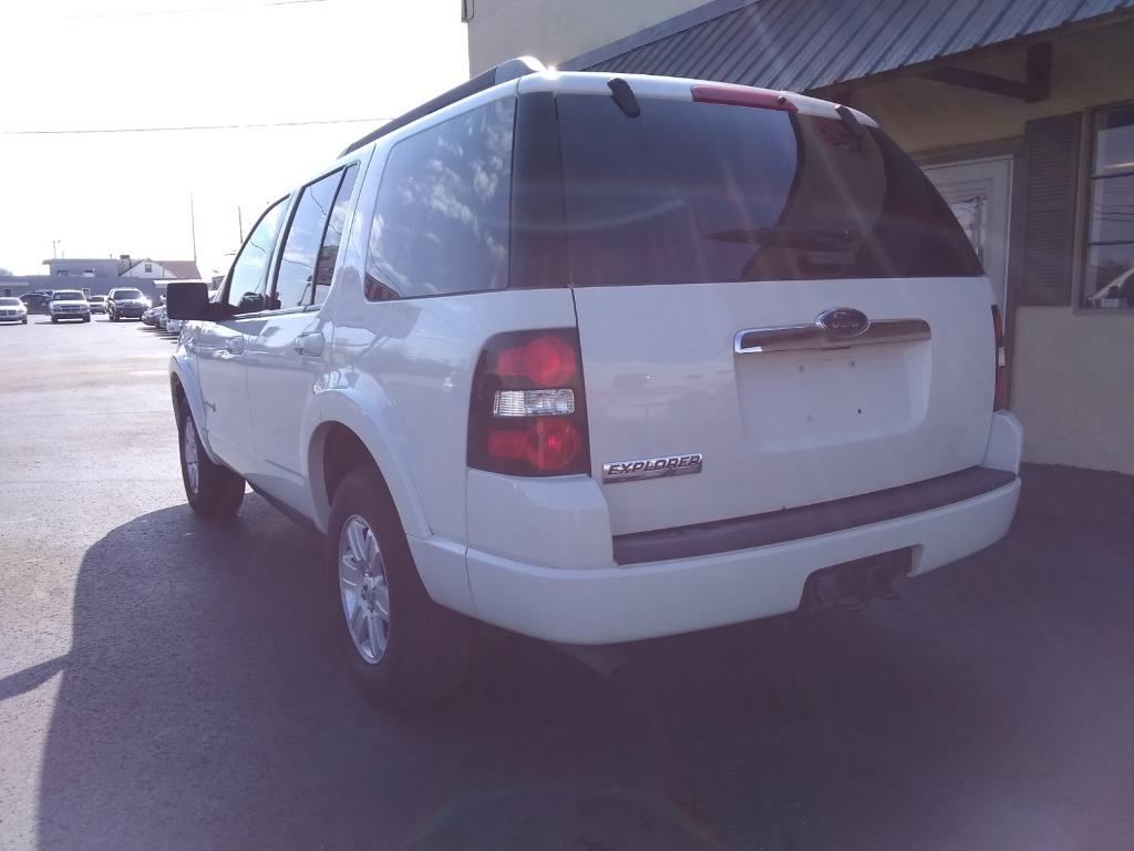 2008 Ford Explorer XLT photo