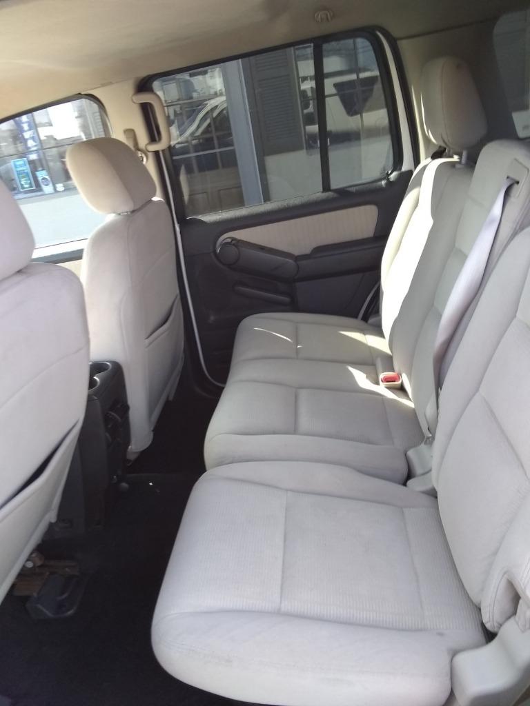 2008 Ford Explorer XLT photo