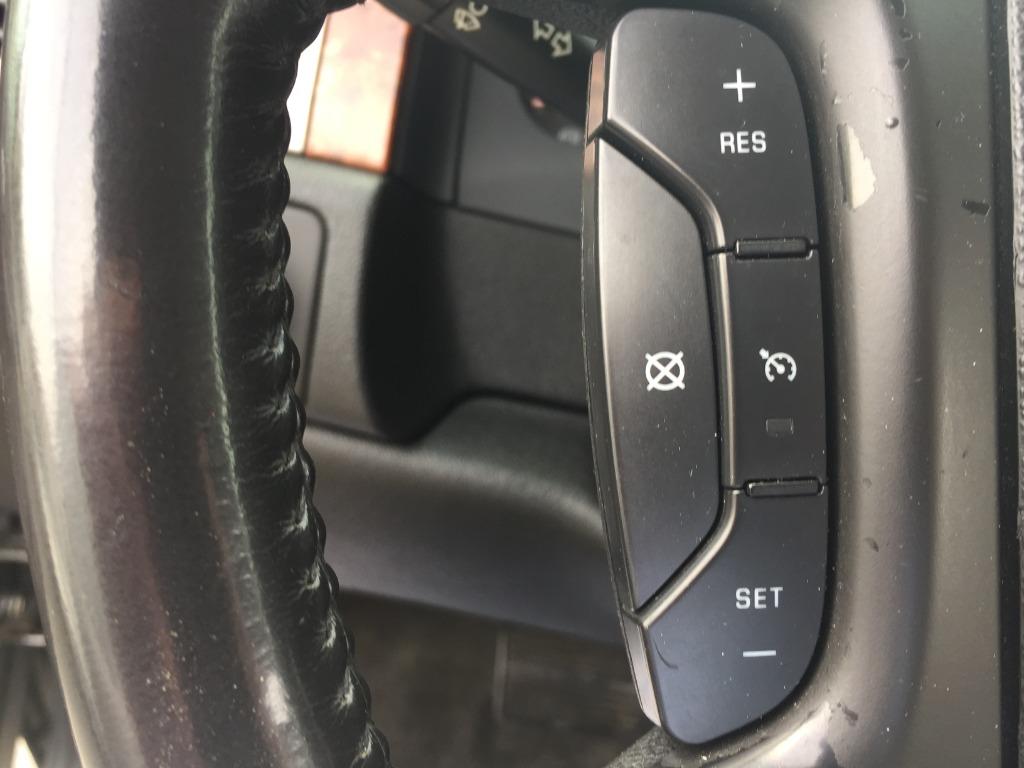 2008 Chevrolet Suburban LS 1500 photo