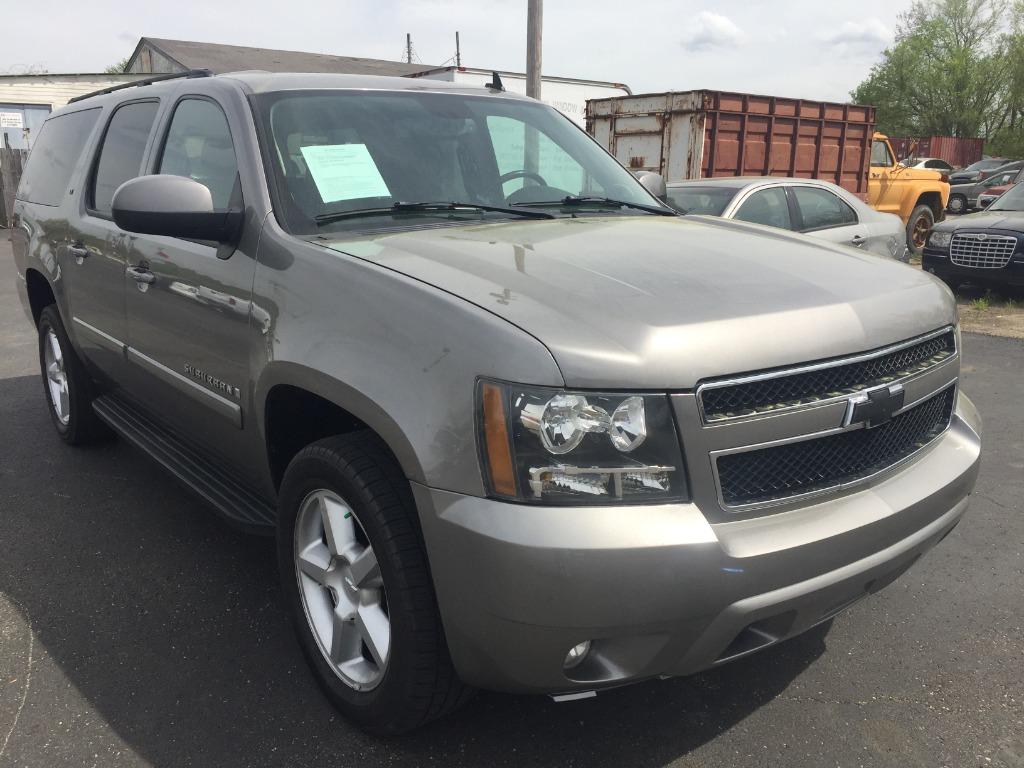 2008 Chevrolet Suburban LS 1500 photo