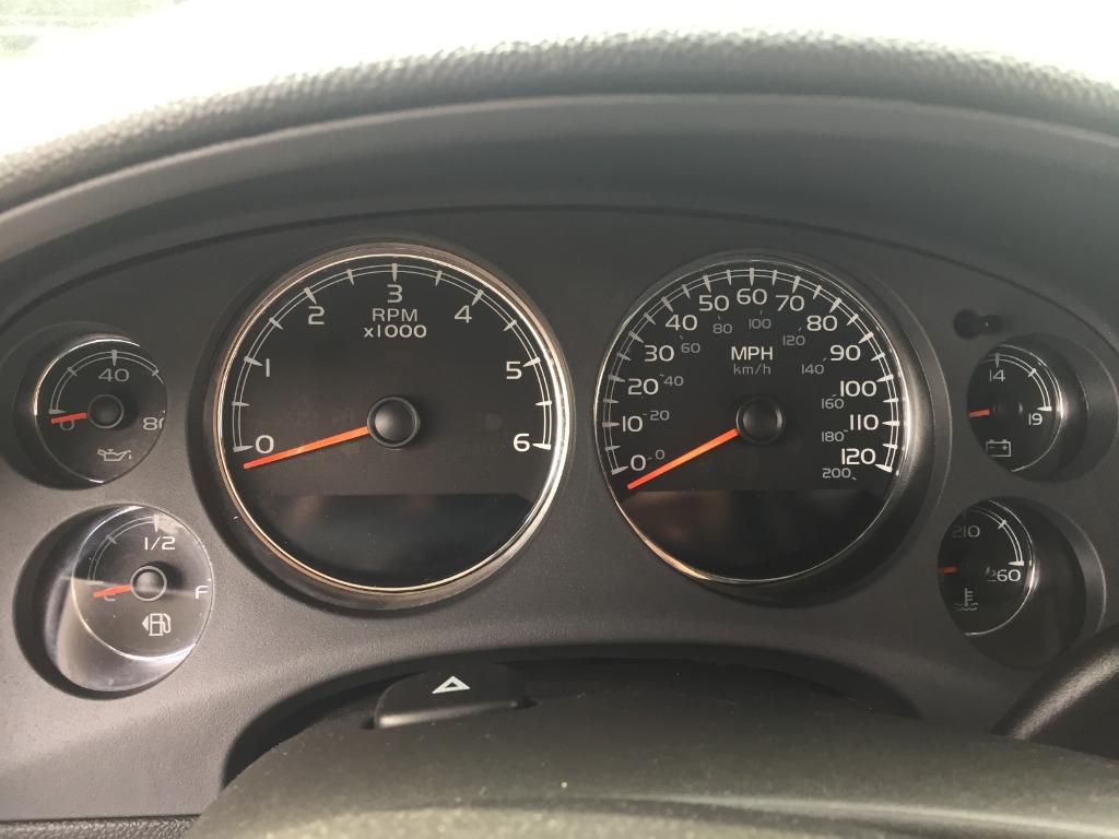 2008 Chevrolet Suburban LS 1500 photo