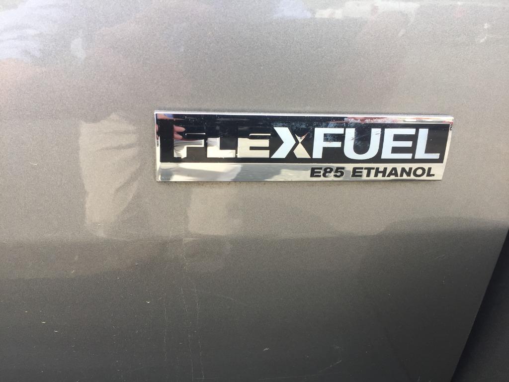 2008 Chevrolet Suburban LS 1500 photo