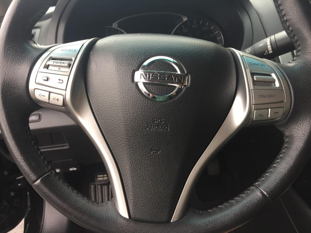 2017 Nissan Altima SV photo