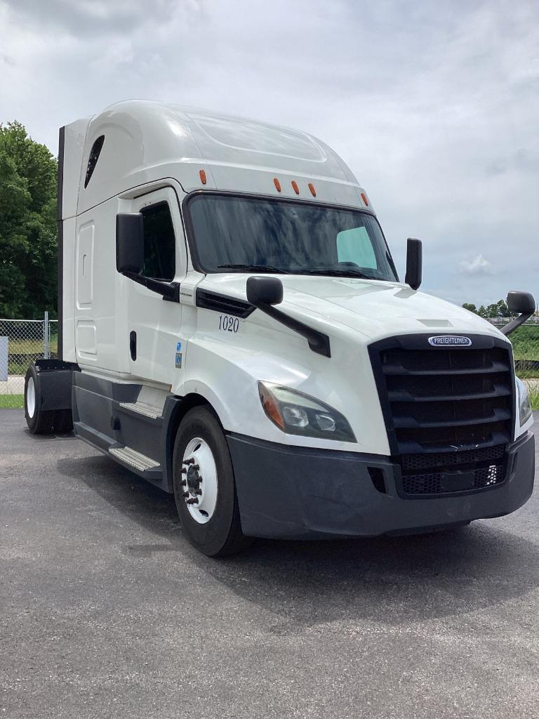2020 Freightliner Cascadia