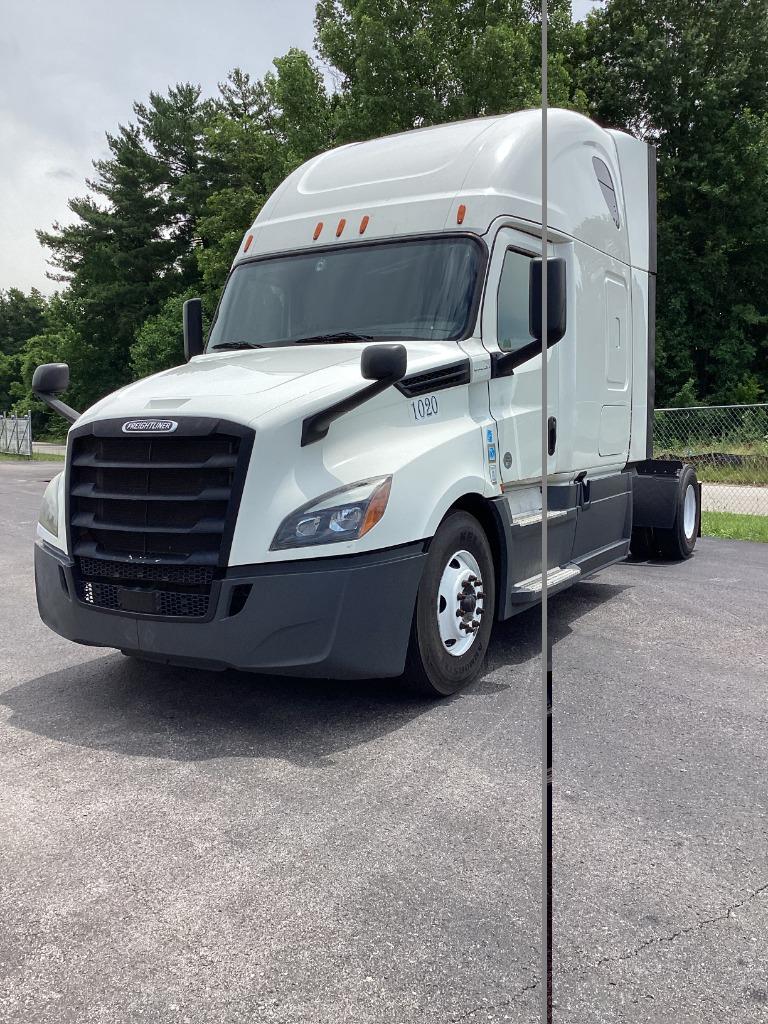 2020 Freightliner Cascadia