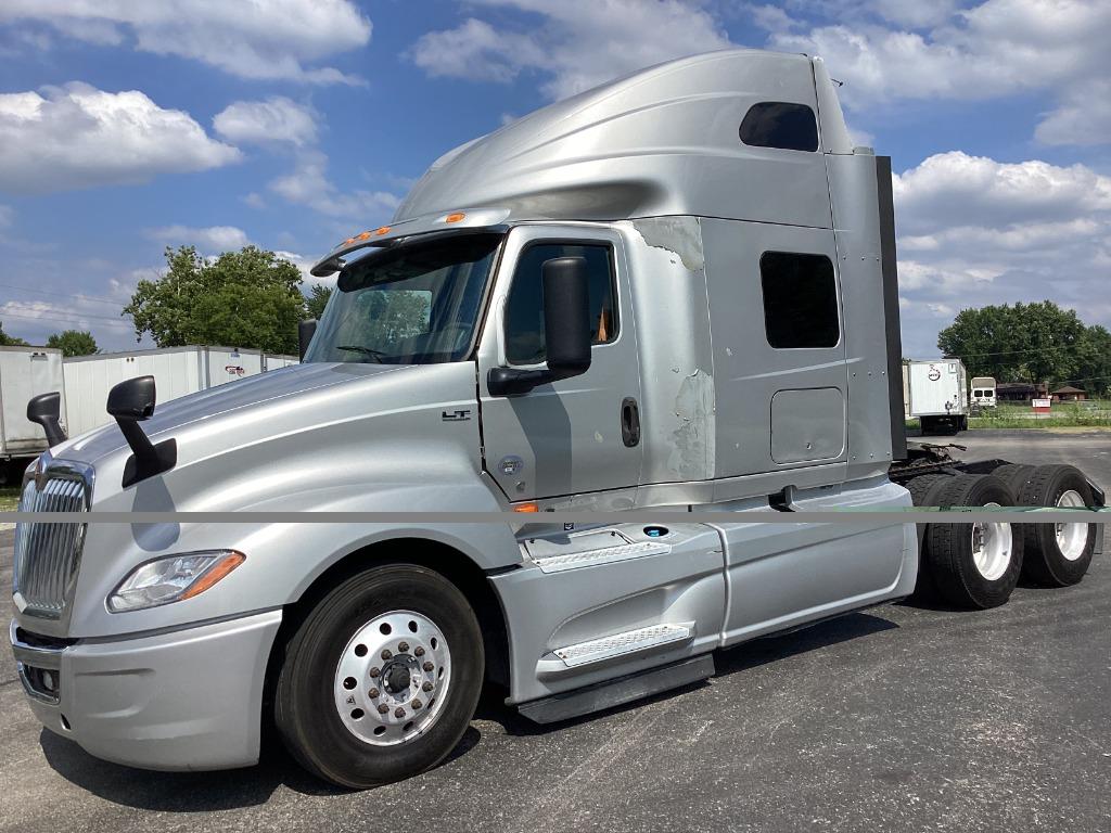 2020 International Lt625 - $29,000