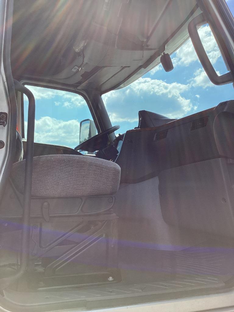 2020 International Lt625 - $29,000