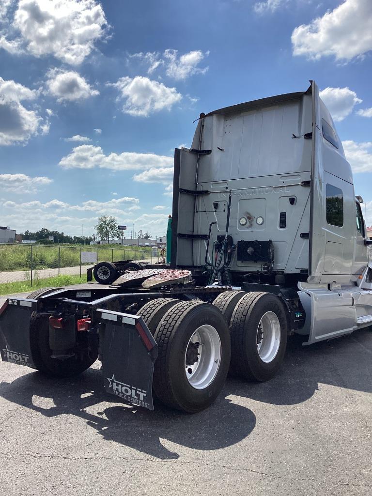 2020 International Lt625 - $29,000