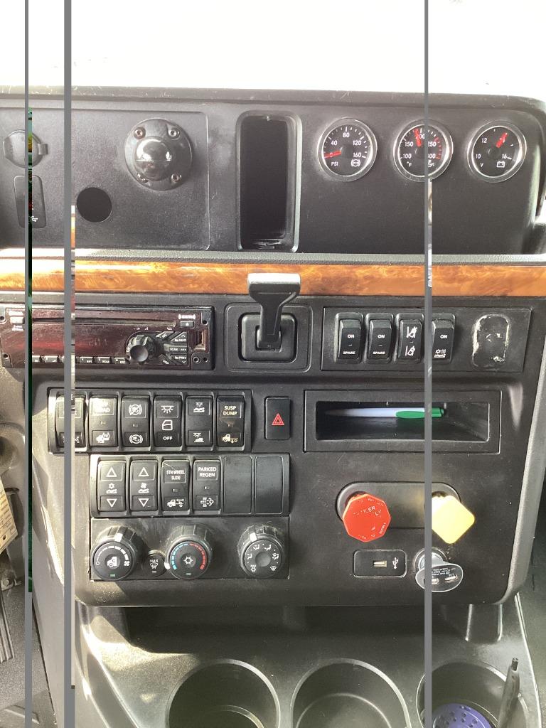 2020 International Lt625 - $29,000