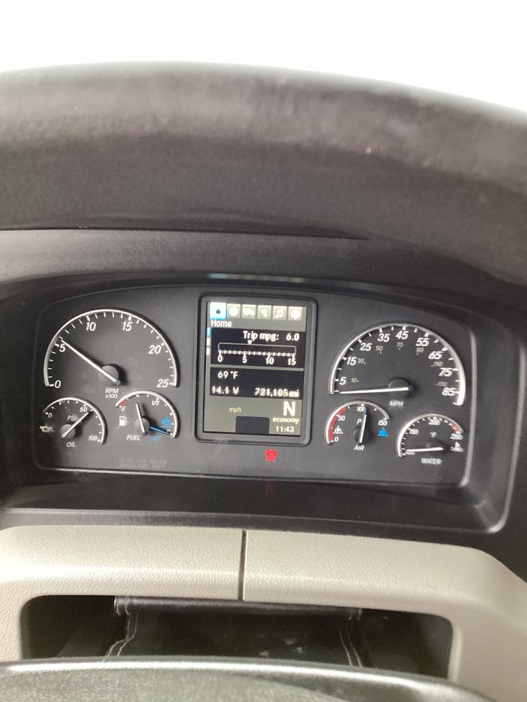 2018 Freightliner Cascadia - $29,000