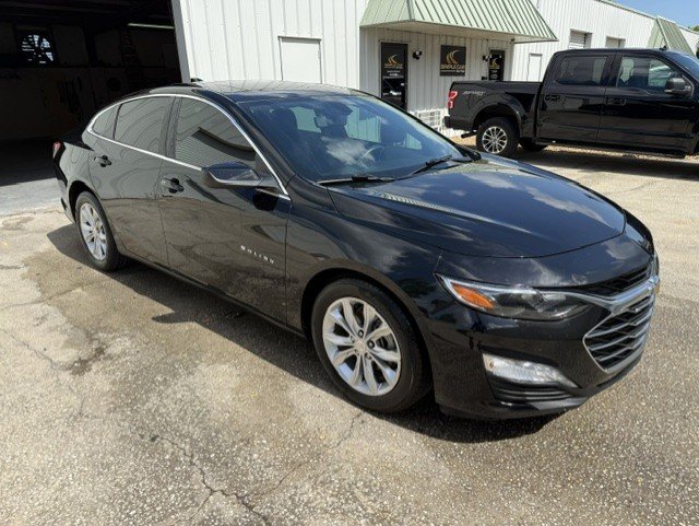 2019 Chevrolet Malibu - $15,400