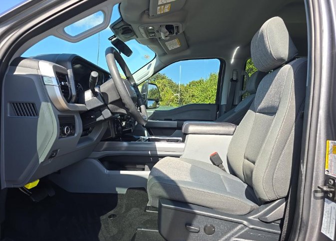 2025 Ford F-250