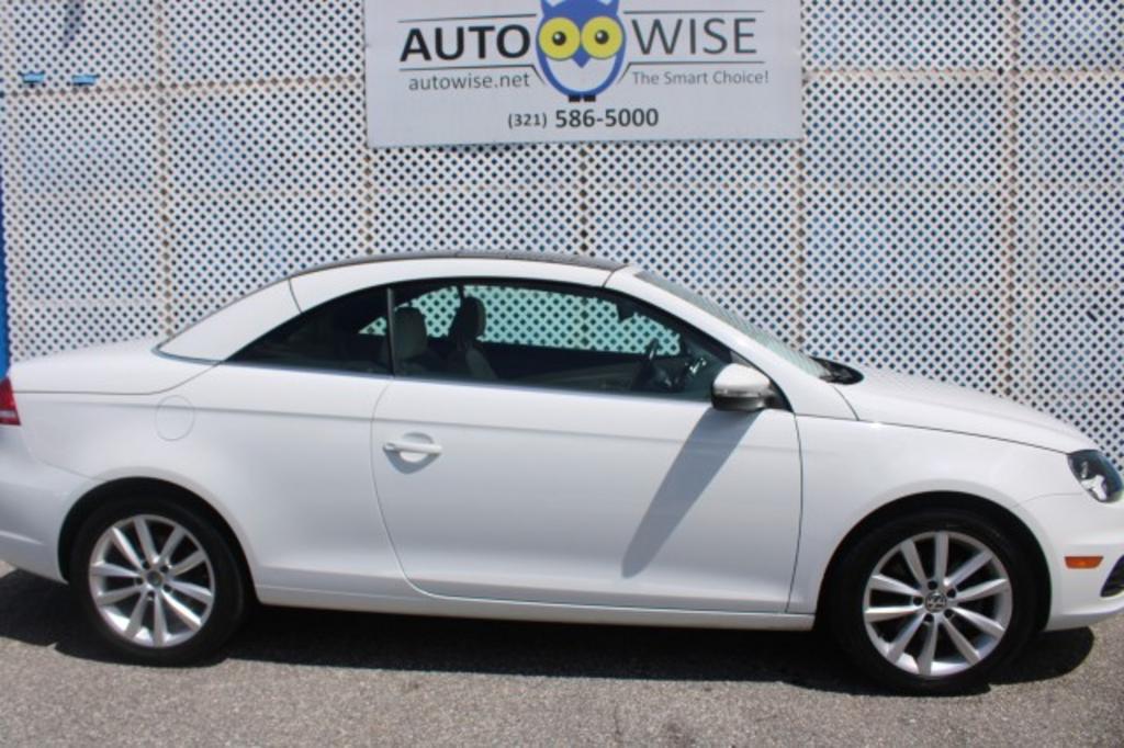 2015 Volkswagen Eos - $16,988