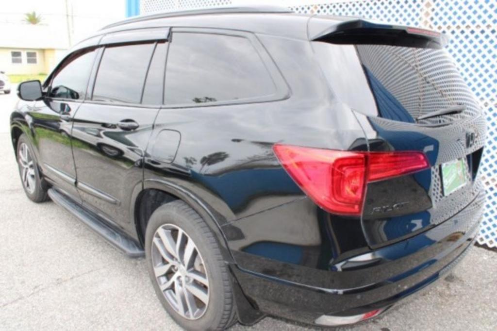 2017 Honda Pilot - $24,988