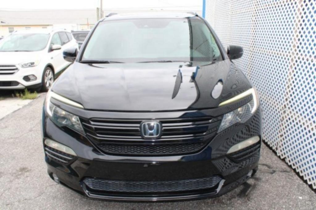 2017 Honda Pilot - $24,988