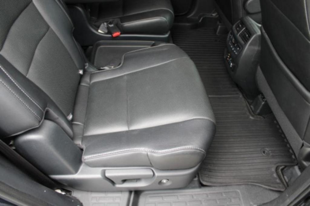 2017 Honda Pilot - $24,988