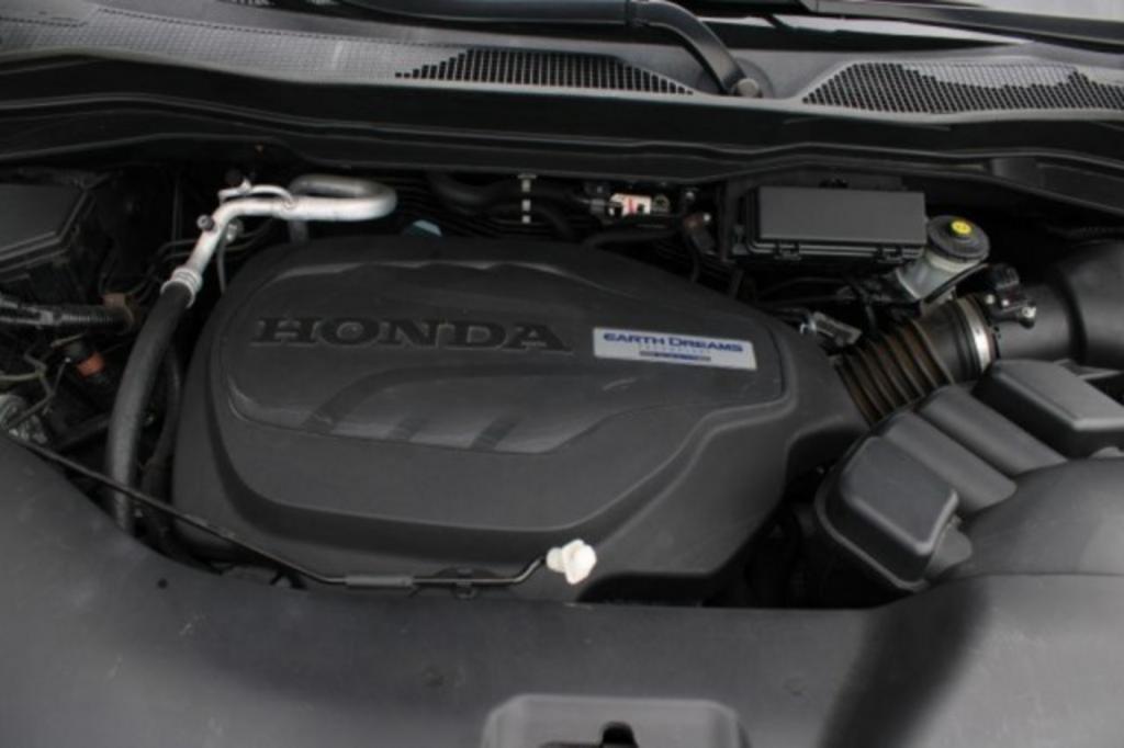 2017 Honda Pilot - $24,988
