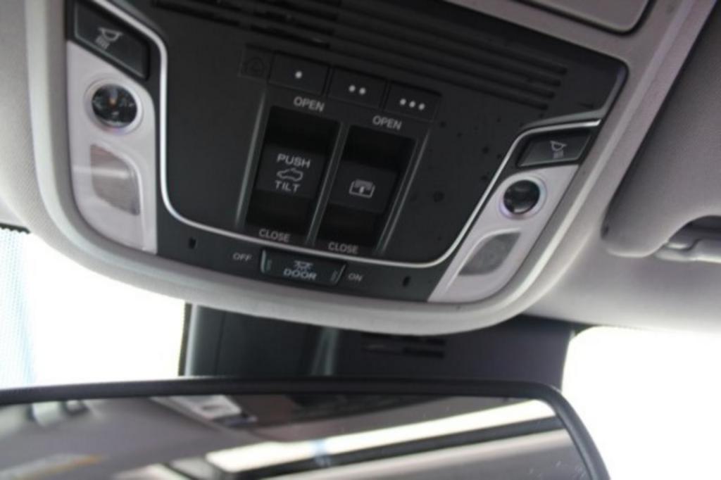 2017 Honda Pilot - $24,988