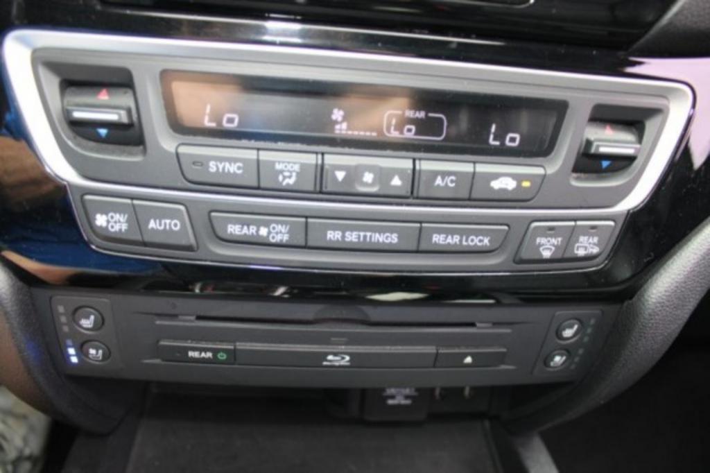 2017 Honda Pilot - $24,988