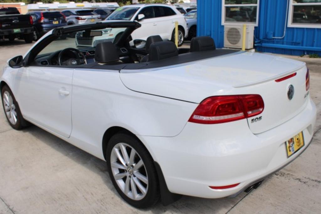 2015 Volkswagen Eos - $16,688