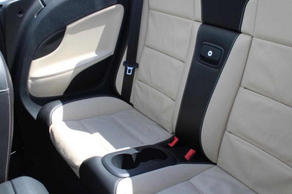 2015 Volkswagen Eos - $16,688