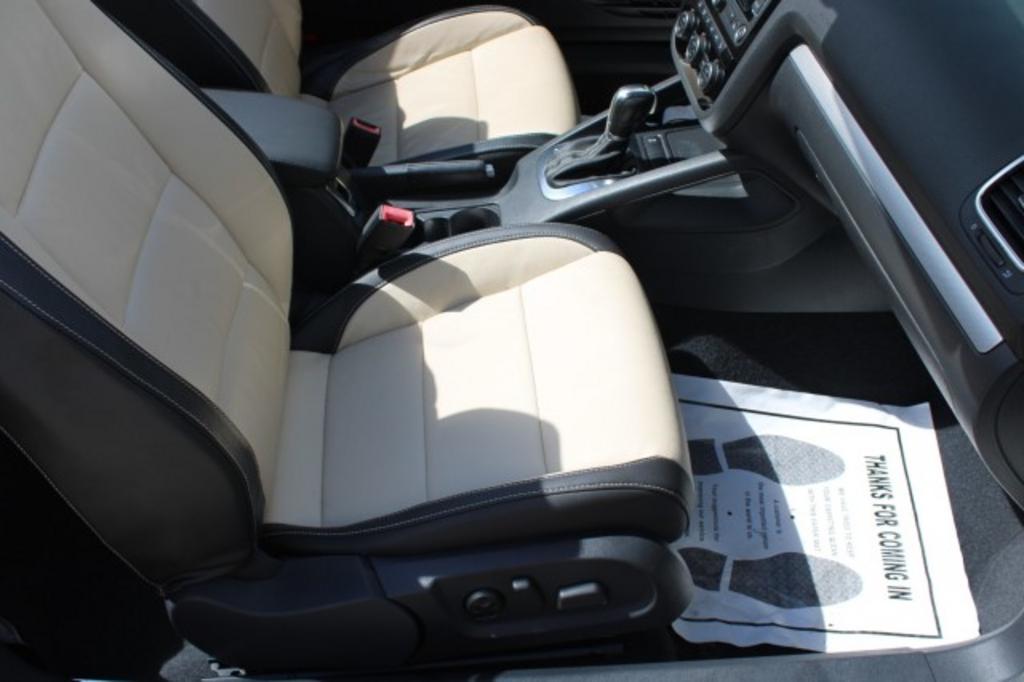 2015 Volkswagen Eos - $16,688