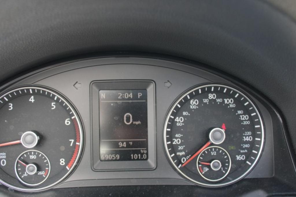 2015 Volkswagen Eos - $16,688