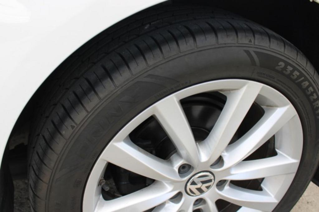 2015 Volkswagen Eos - $16,688