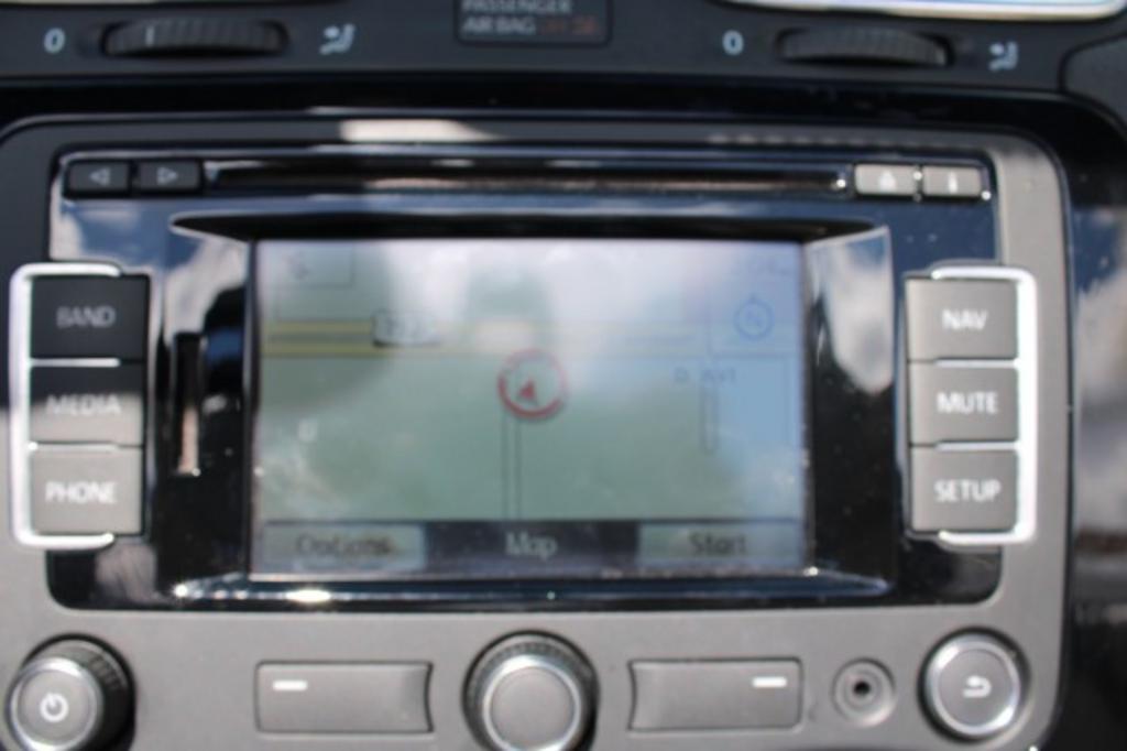 2015 Volkswagen Eos - $16,688