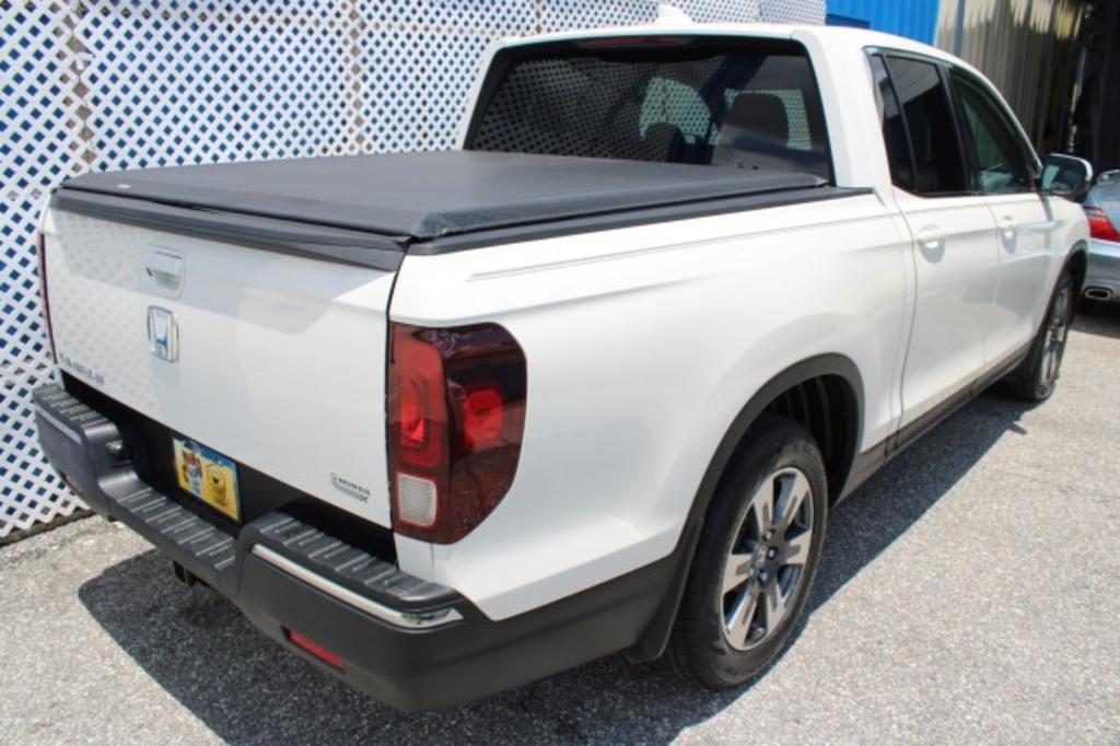 2017 Honda Ridgeline - $24,988