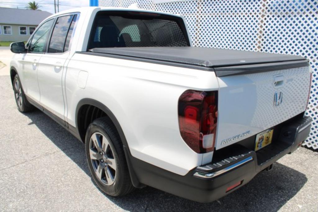 2017 Honda Ridgeline - $24,988