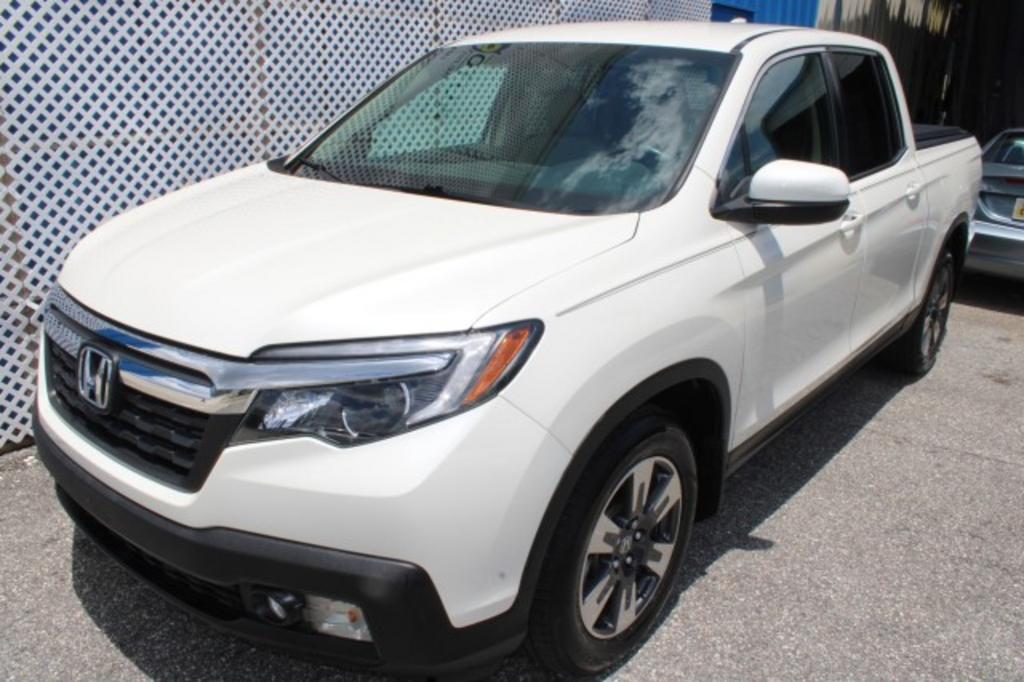 2017 Honda Ridgeline - $24,988