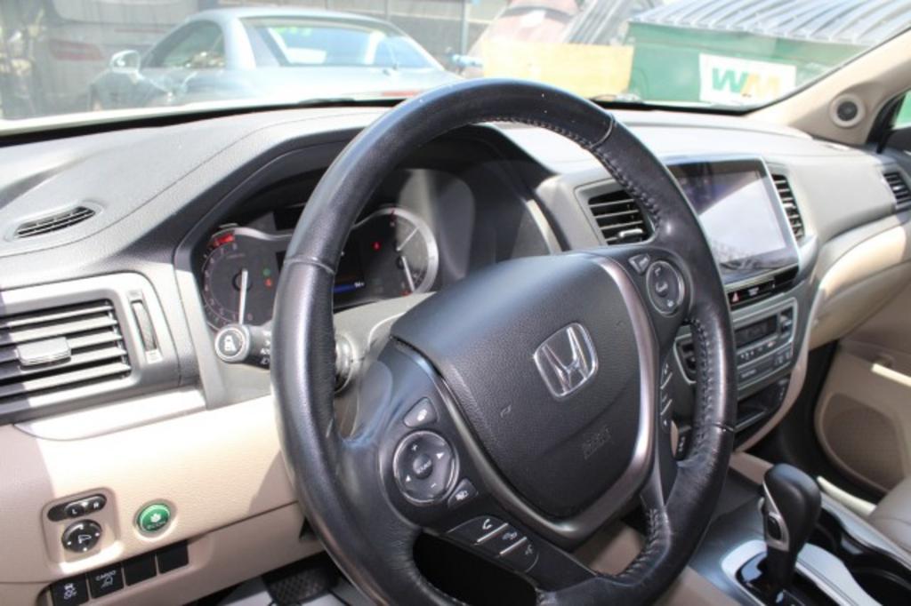 2017 Honda Ridgeline - $24,988