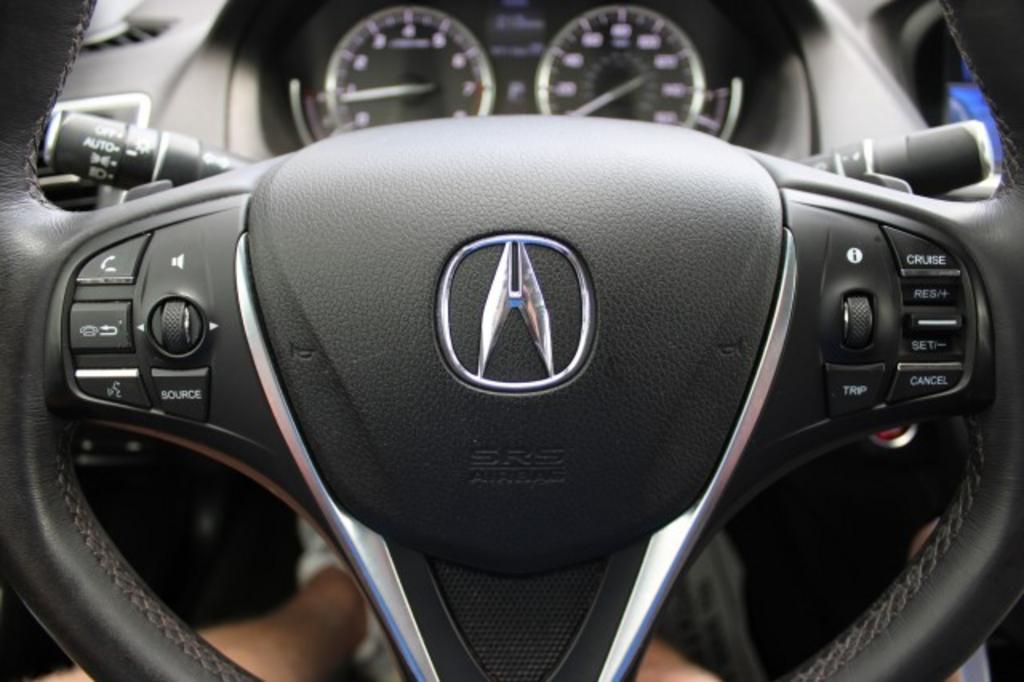 2015 Acura TLX Base 2.4l photo