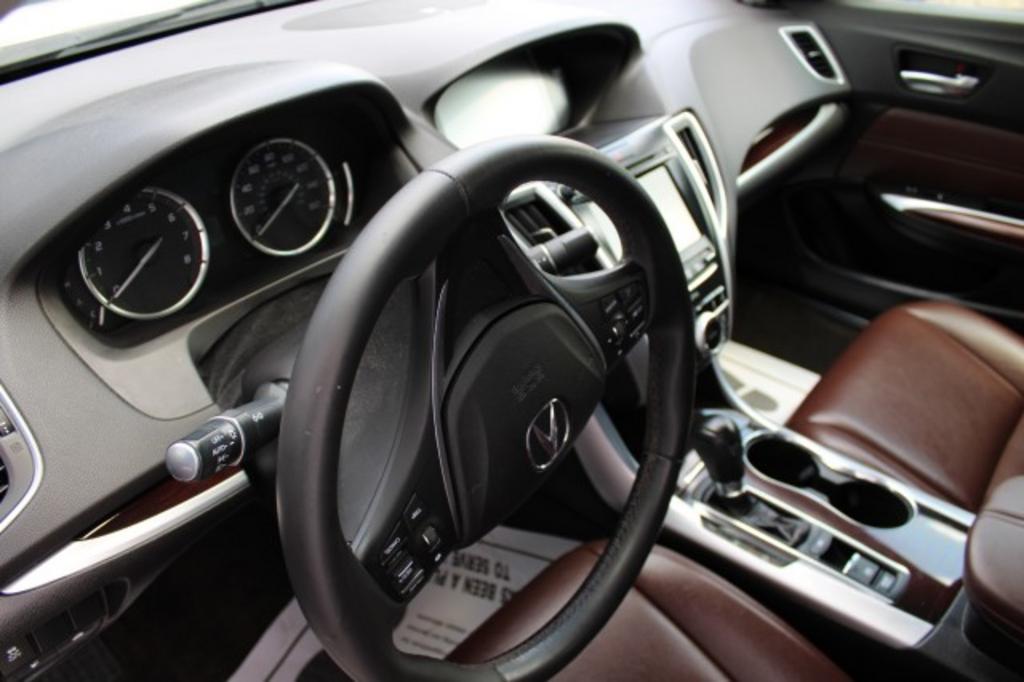 2015 Acura TLX Base 2.4l photo
