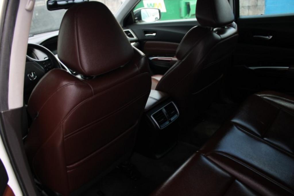 2015 Acura TLX Base 2.4l photo