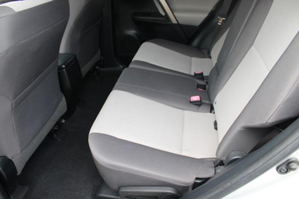 2015 Toyota RAV4 - $17,688