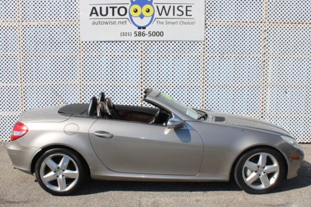 2005 Mercedes-Benz SLK-Class SLK350 photo