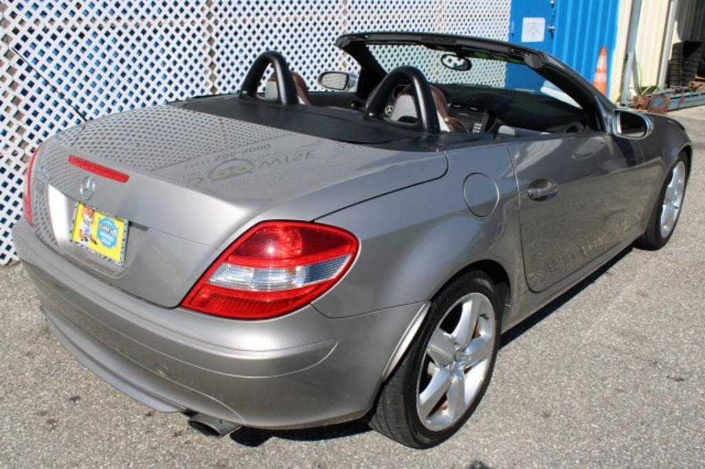 2005 Mercedes-Benz SLK-Class SLK350 photo
