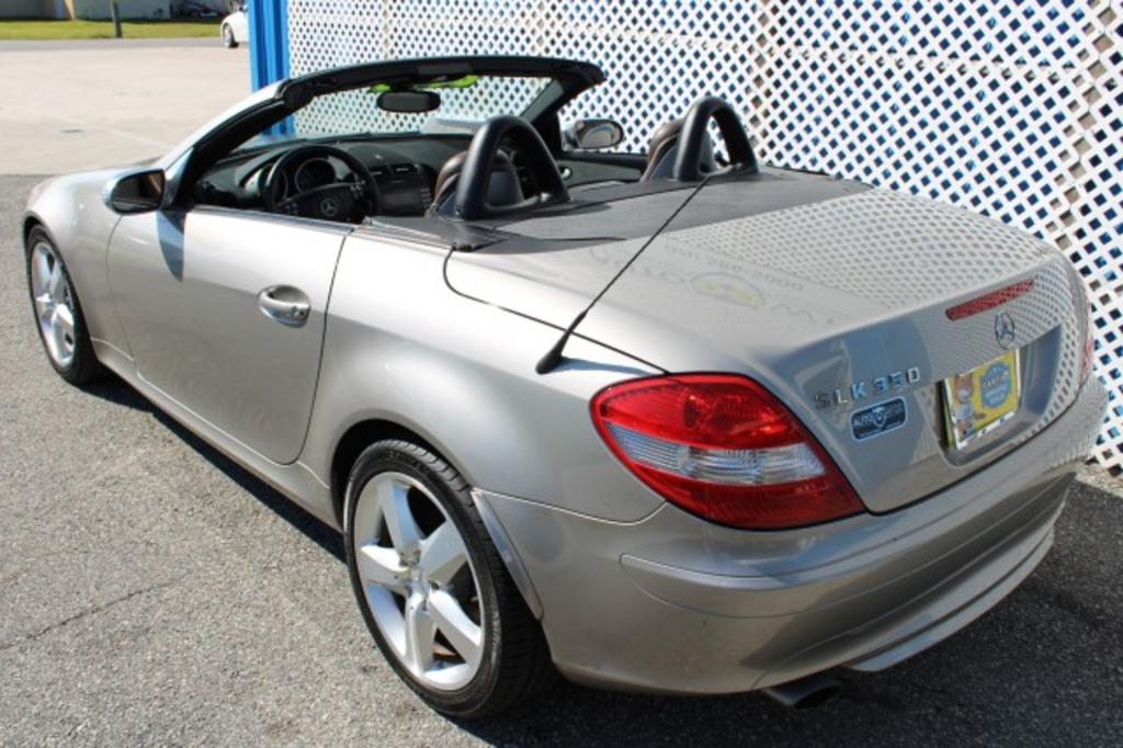 2005 Mercedes-Benz SLK-Class SLK350 photo