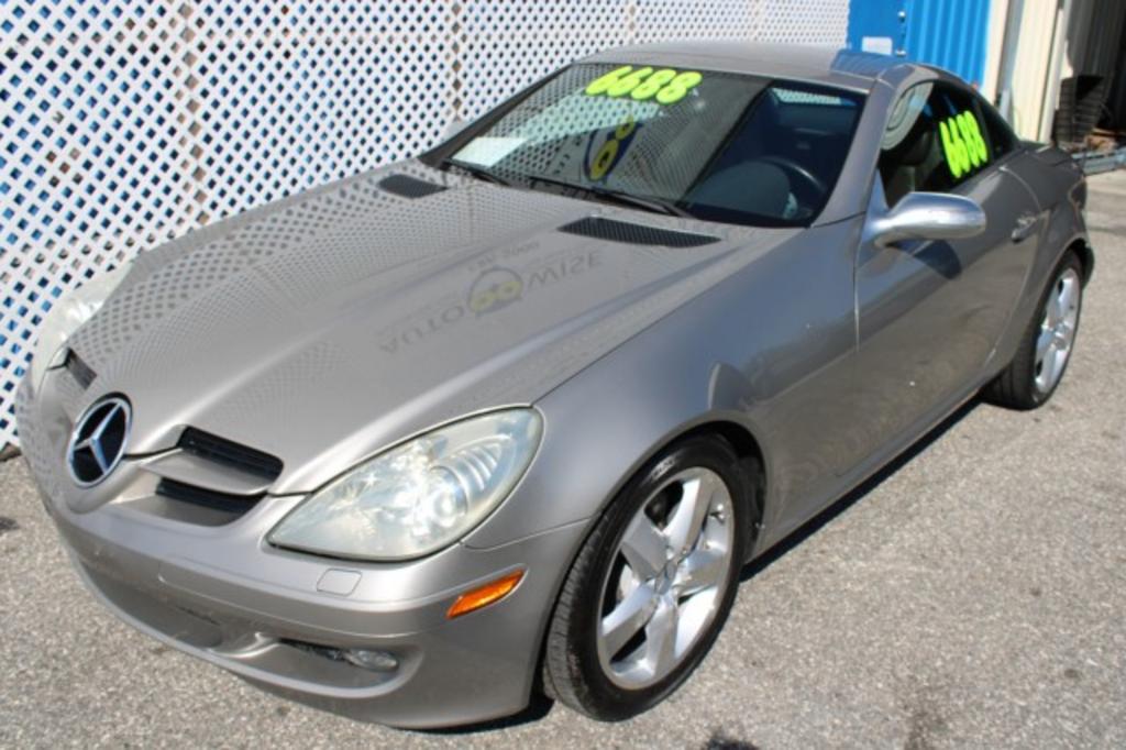 2005 Mercedes-Benz SLK-Class SLK350 photo