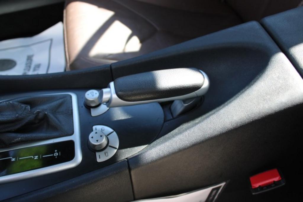 2005 Mercedes-Benz SLK-Class SLK350 photo