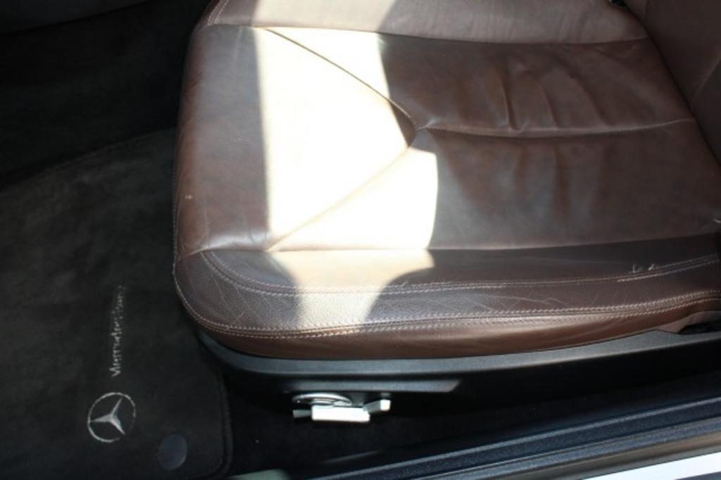 2005 Mercedes-Benz SLK-Class SLK350 photo