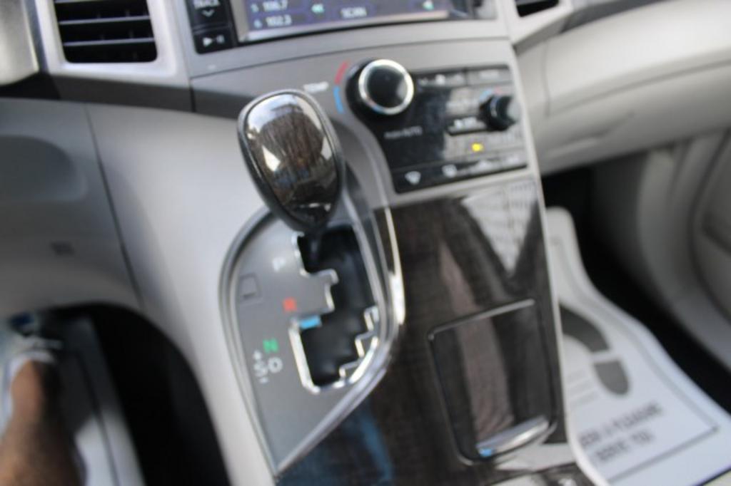 2013 Toyota Venza - $12,988