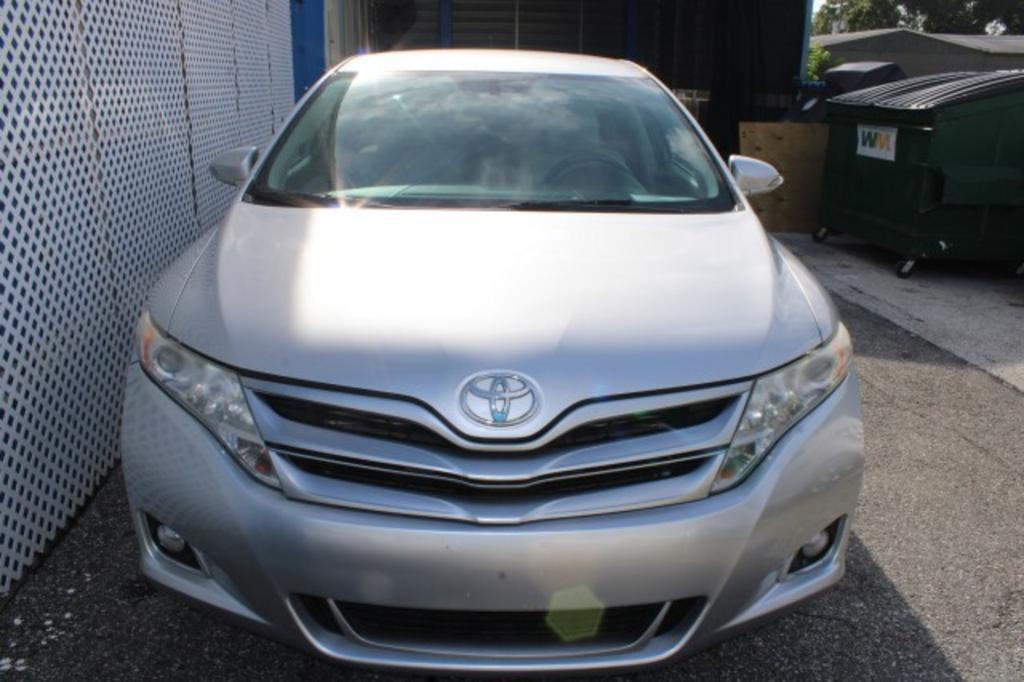 2013 Toyota Venza - $12,988