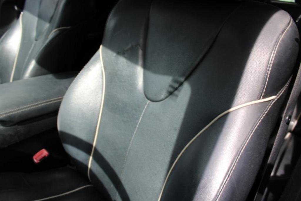 2014 Toyota Venza - $14,988