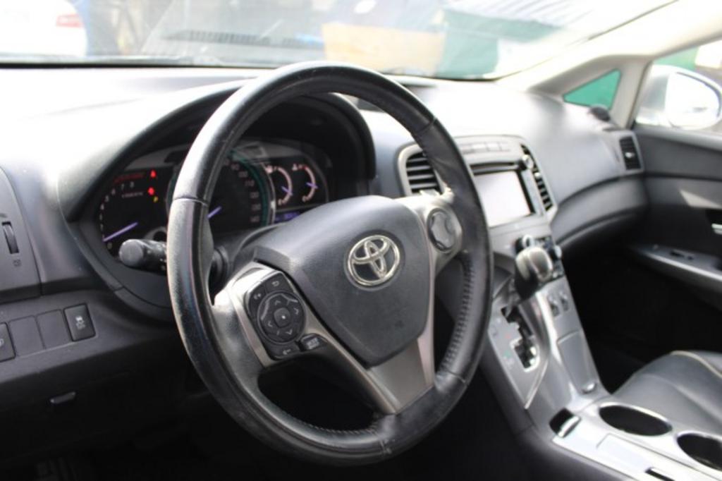 2014 Toyota Venza - $14,988