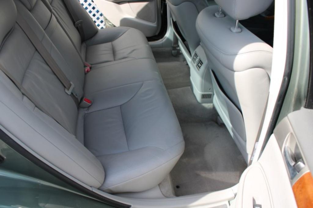 2005 Lexus ES - $7,850