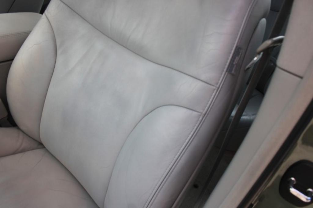 2005 Lexus ES - $7,850
